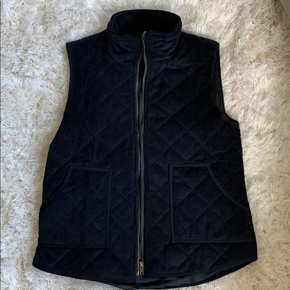 Black Vest- NWOT